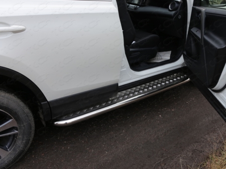 Toyota RAV4 2015 Пороги с площадкой 60,3 мм